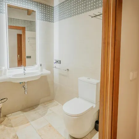 Casa de Campo La Antigua Taberna - *